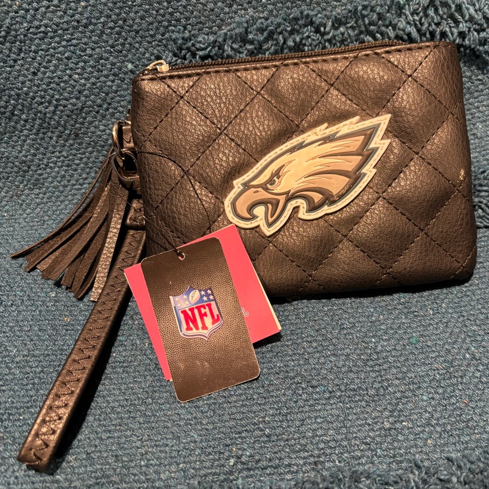 NWT Black NFL Philadelphia Eagles Quilted Wristlet Clutch ft Emblem & Tassel 🏈 - Picture 12 of 14